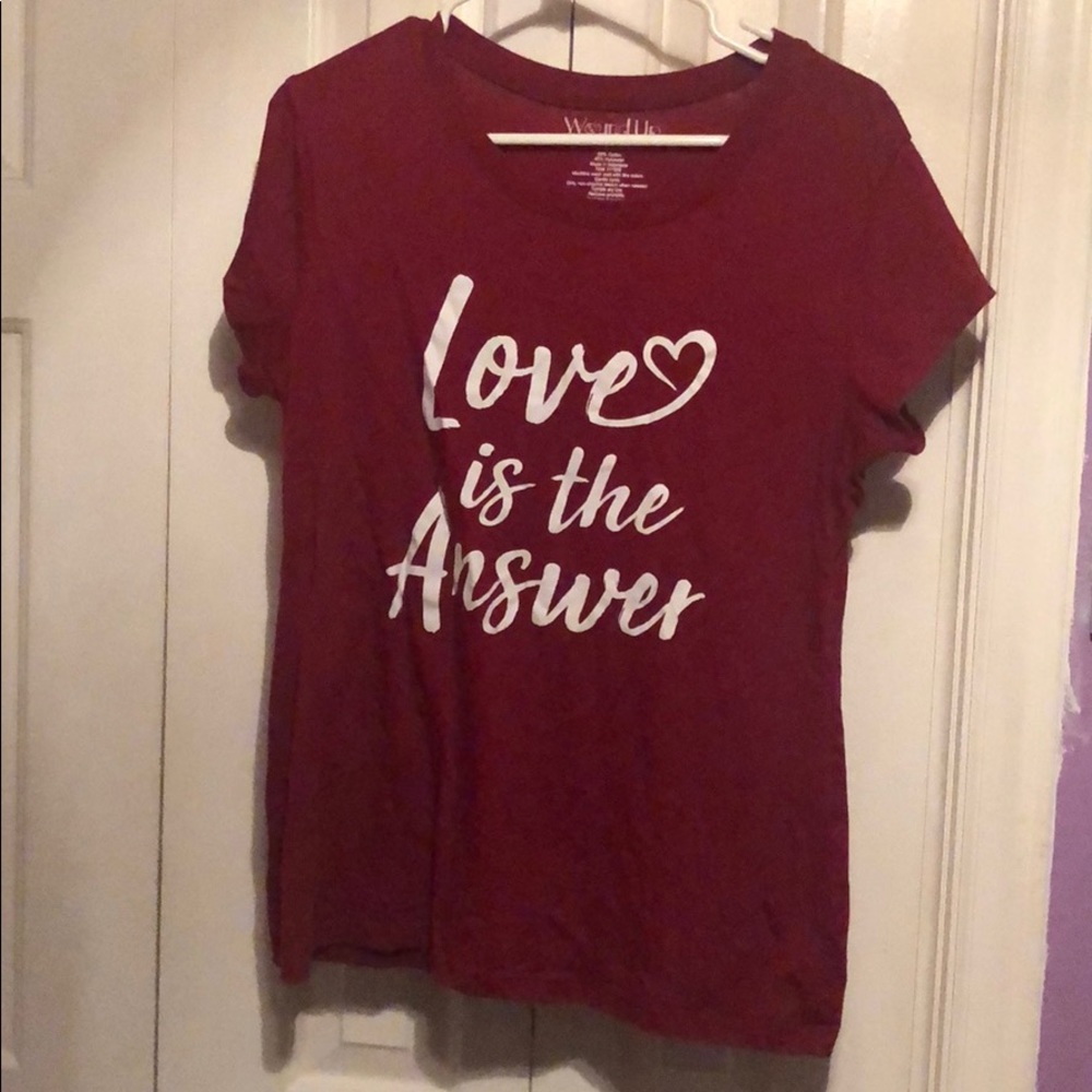 Semi fitted tee